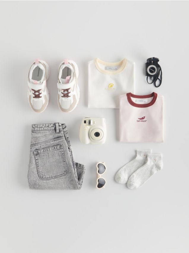 Cotton T-shirt with embroidery detail - RESERVED
