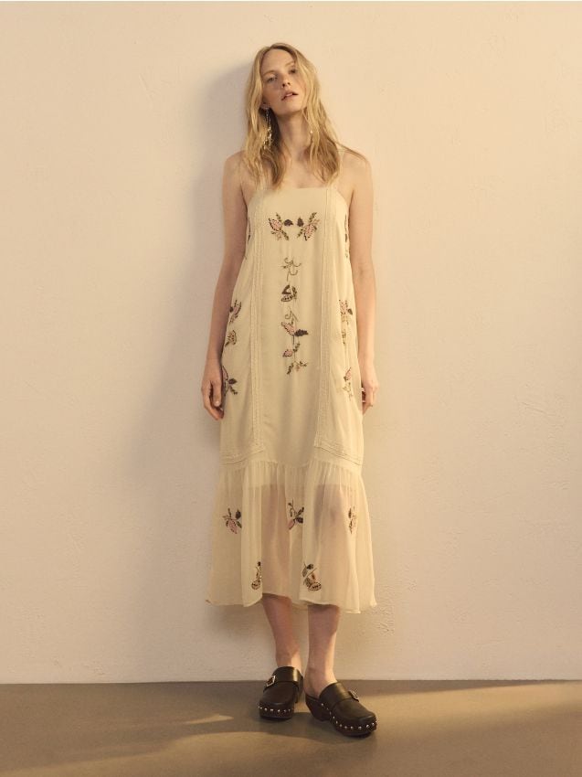 Dress with detailing - RESERVED