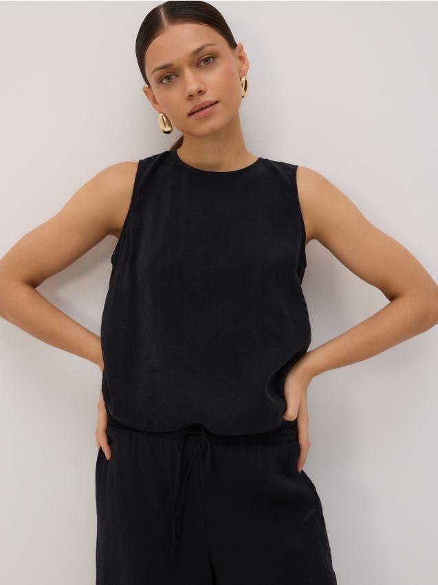 Reserved - Top uni cu conținut ridicat de modal - negru Reserved - Top uni cu conținut ridicat de modal - negru