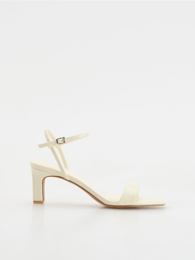 Heeled sandals - RESERVED