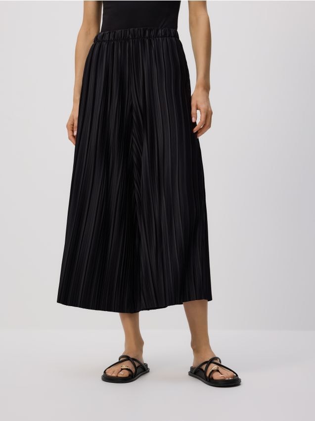 LADIES` TROUSERS - RESERVED