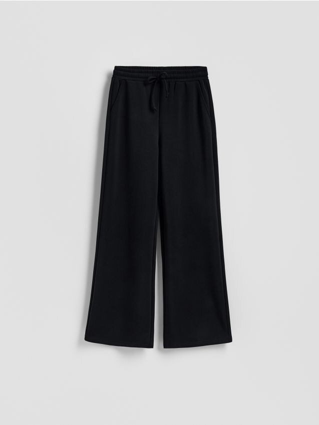 Trenerka pantalone sa modalom - RESERVED