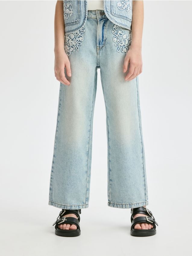 Straight jeans with embroidery detailing - RESERVED