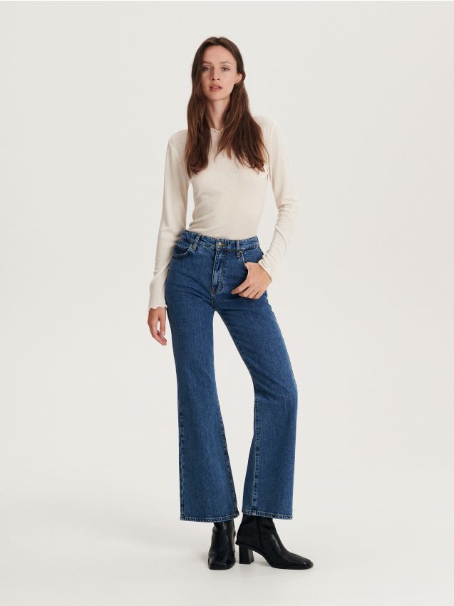 Jeans med vide ben - RESERVED
