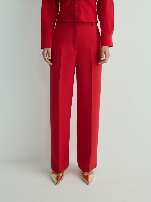 Reserved - pantaloni eleganți cu dungă presată, din amestec de viscoză - roșu