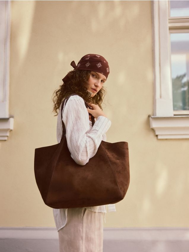LADIES` BAG - RESERVED