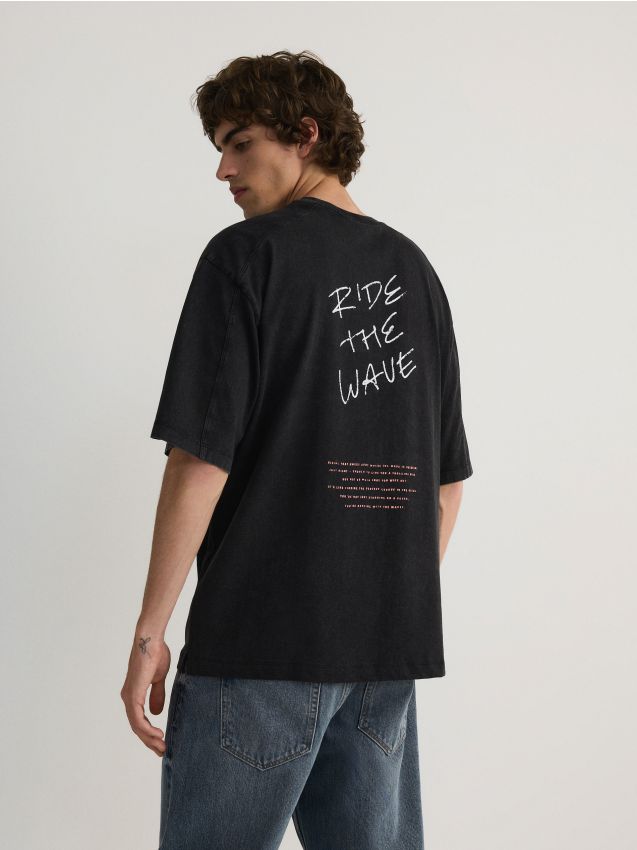 Reserved - tricou oversized cu imprimeu pe spate - negru