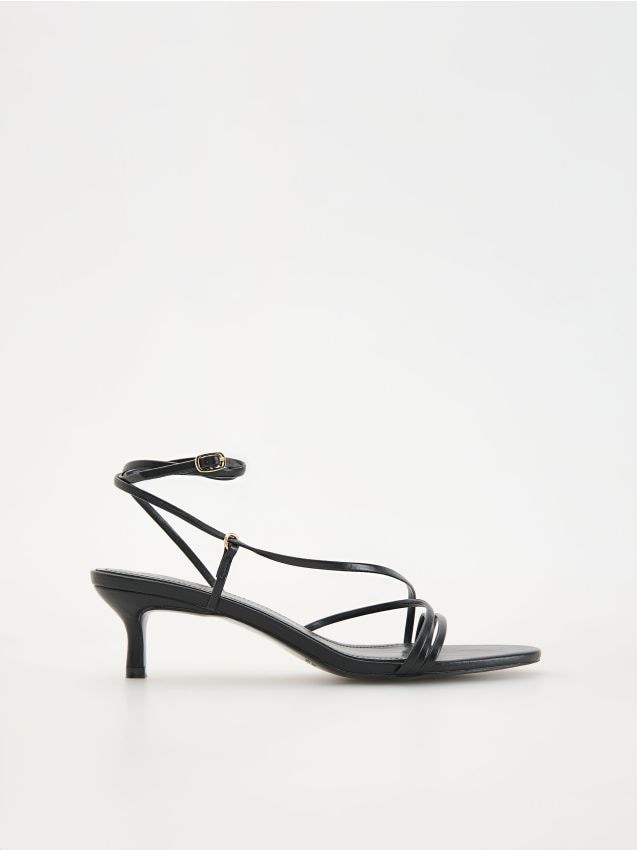 Sandales avec brides - RESERVED