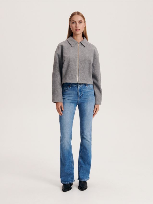 Jeans im Flare-Fit - RESERVED