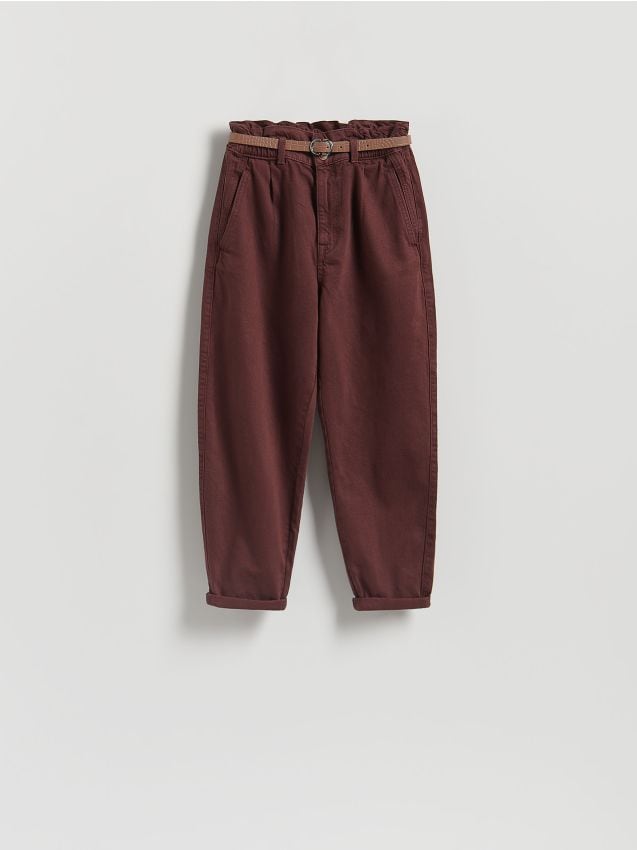 Paperbag jeans with belt - RESERVED