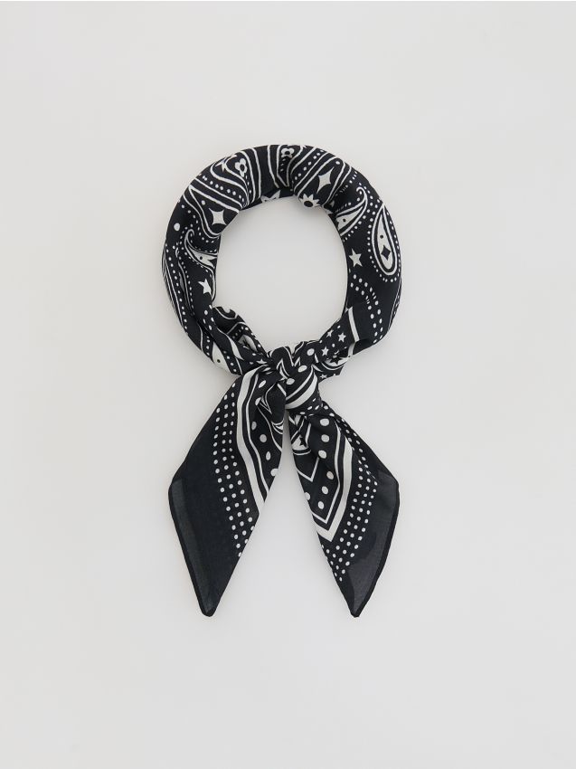 Patterned neckerchief - RESERVED