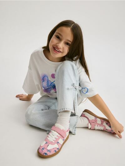 GIRLS` SNEAKERS