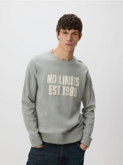 Jumper with slogan