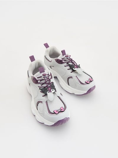 GIRLS` TREKKING SHOES