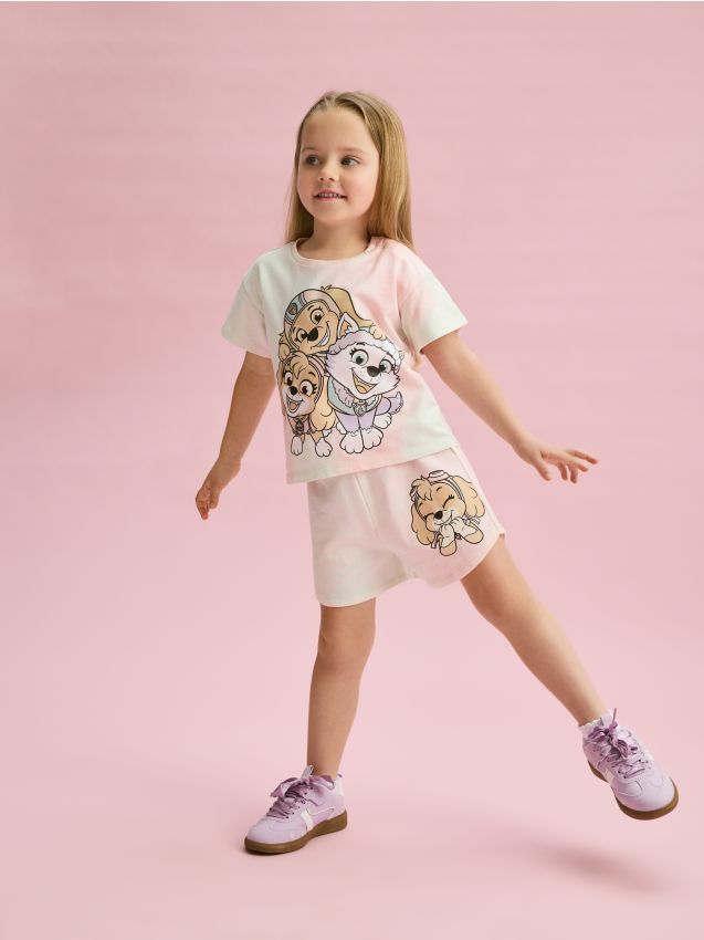 GIRLS` SHORTS - RESERVED