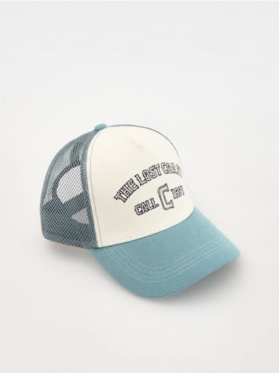 Trucker cap with patch