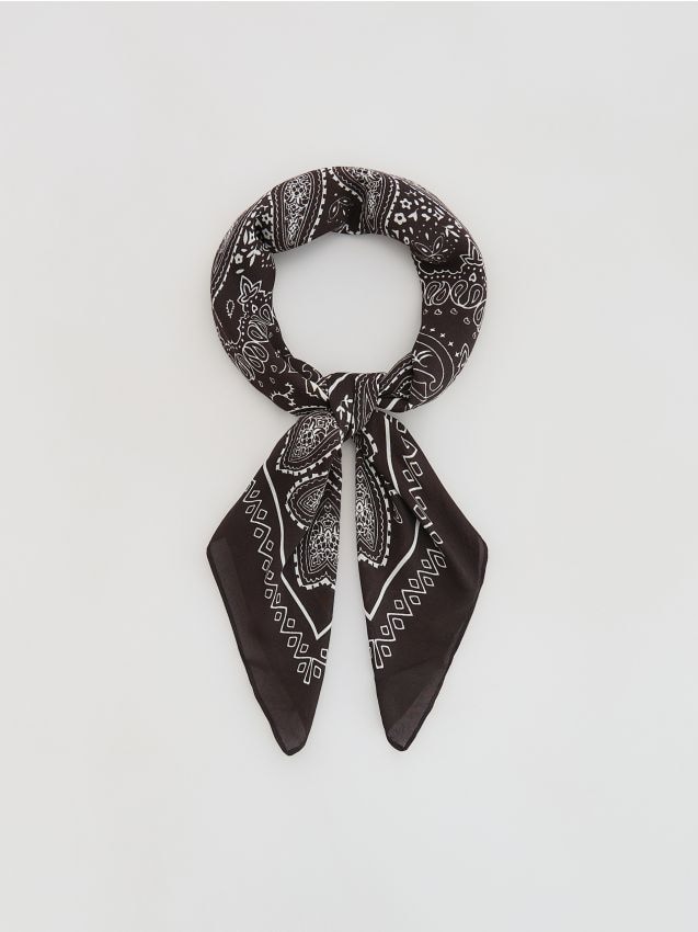 Patterned neckerchief - RESERVED