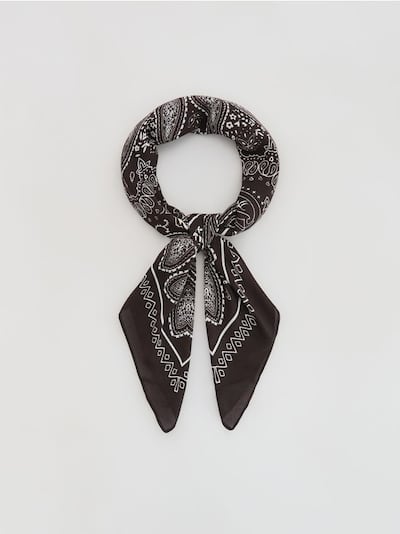 Patterned neckerchief