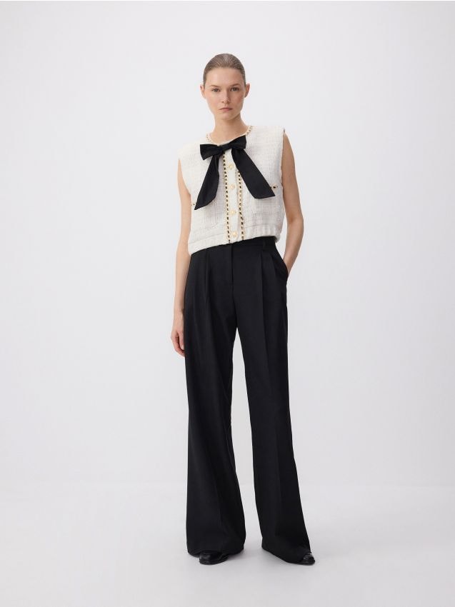 LADIES` VEST - RESERVED