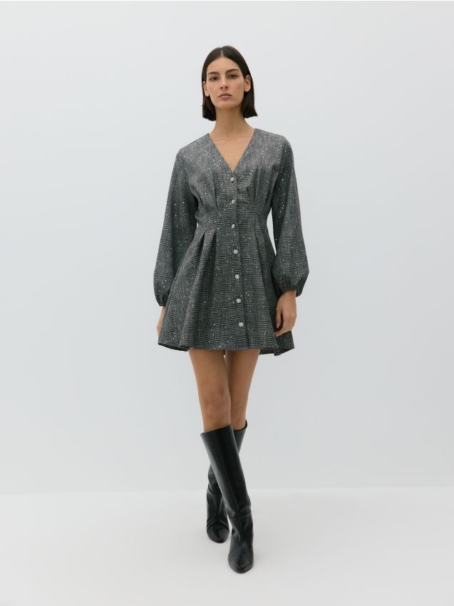 Mini-robe ornée de boutons - RESERVED