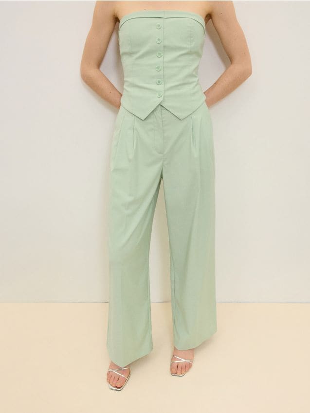 LADIES` TROUSERS - RESERVED