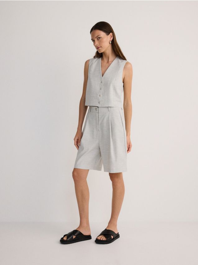Bermuda shorts with pleats - RESERVED