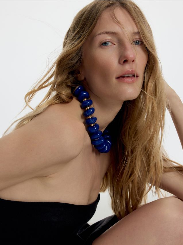 Halsband med pärlor - RESERVED