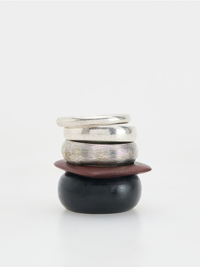 Set med etniska armband - RESERVED