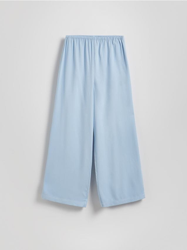 Loose trousers with viscose - RESERVED