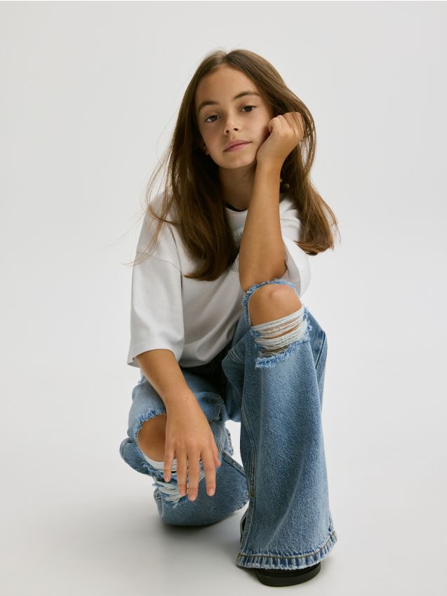 Super wide leg jeans with distressing - RESERVED