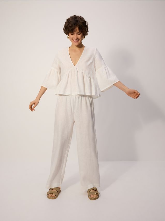 Linen trousers - RESERVED