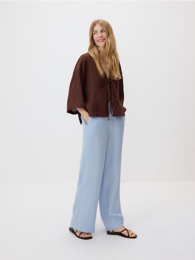 Loose trousers with viscose
