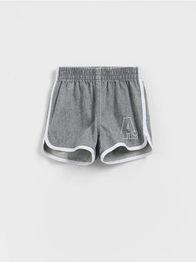 Reserved - Pantaloni scurți cu model și in - gri deschis Reserved - Pantaloni scurți cu model și in - gri deschis