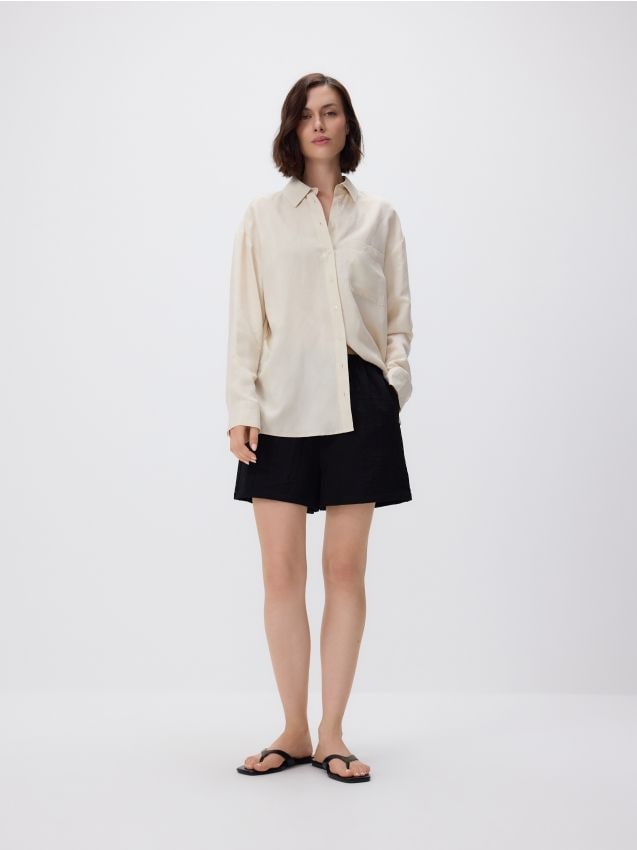 Viscose rich shorts - RESERVED