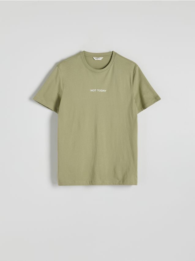 Reserved outlet 40 shirts