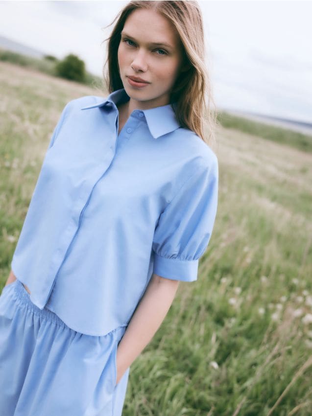 Shirt with puffy sleeves - RESERVED