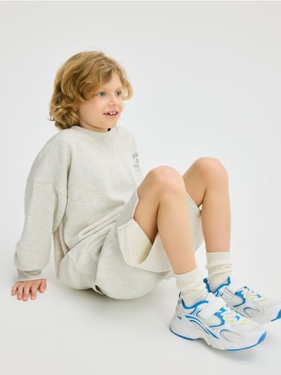 Sneakersy na rzepy