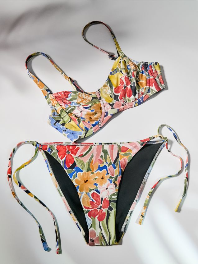 Swimsuit top - RESERVED
