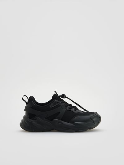 Sportowe sneakersy