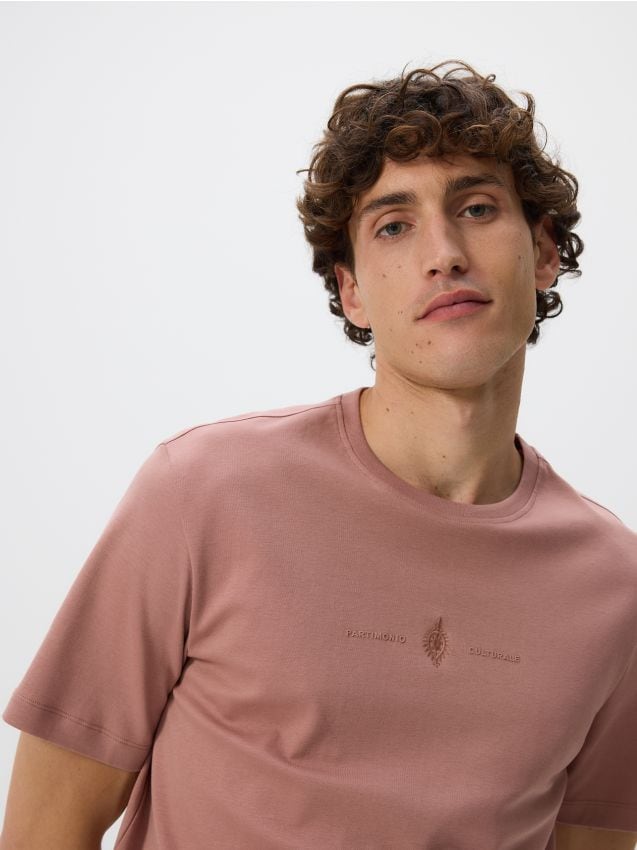 Regular fit T-shirt with embroidery - RESERVED