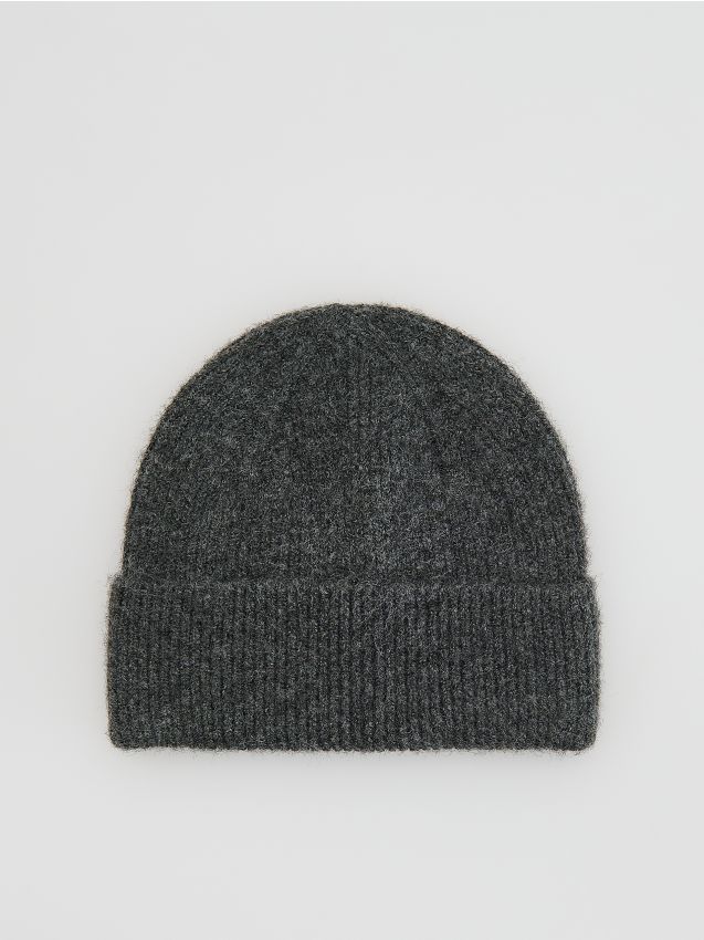 Beanie sapka - RESERVED