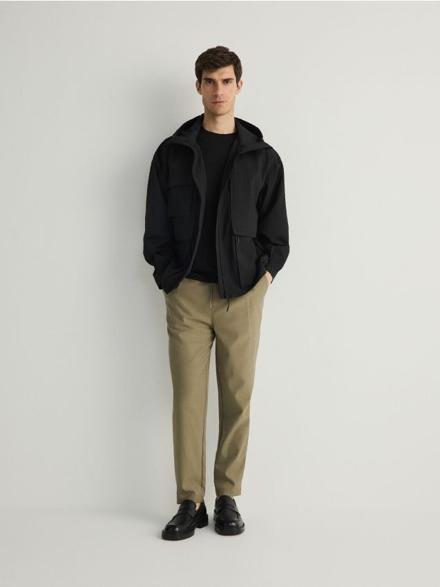 Reserved - pantaloni jogger cu conținut ridicat de lyocell - verde-oliv deschis