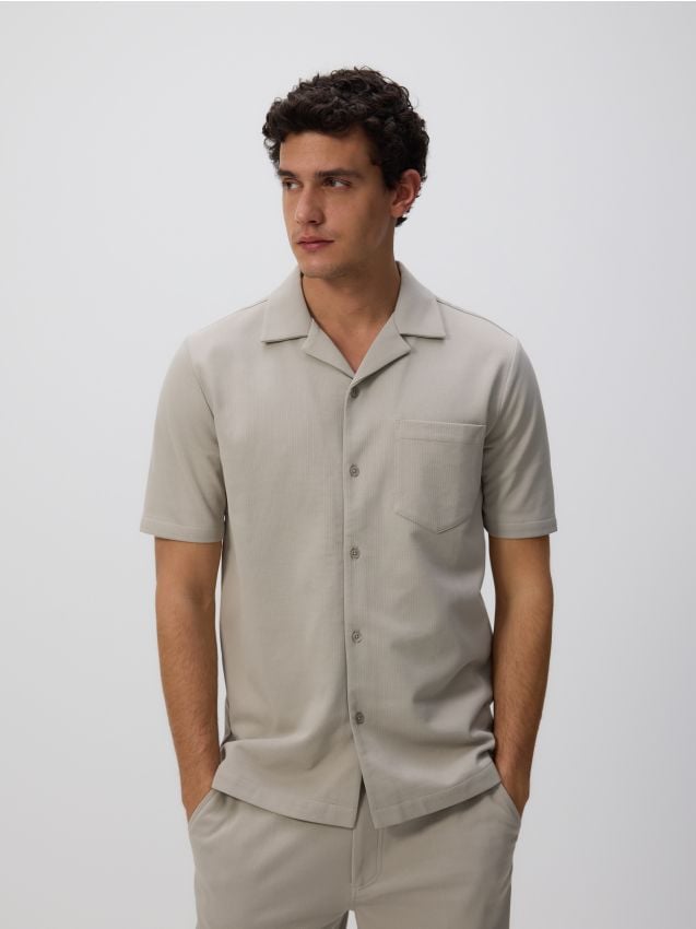 Cotton rich regular fit shirt - RESERVED