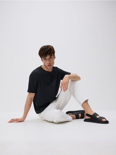 Boxy T-shirt with cotton blend