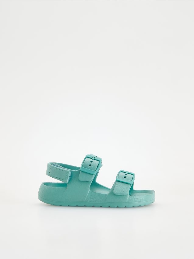 Sandals with buckles - RESERVED