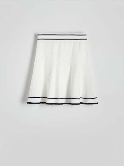 Dzianinowa spódnica mini z wiskozą