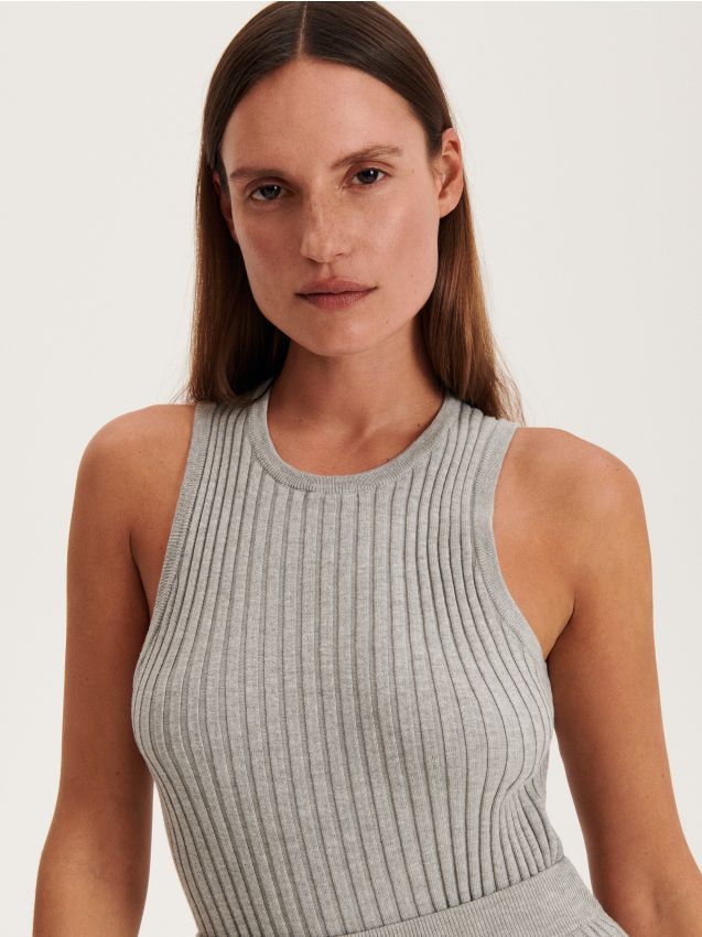 Geripptes Top - RESERVED