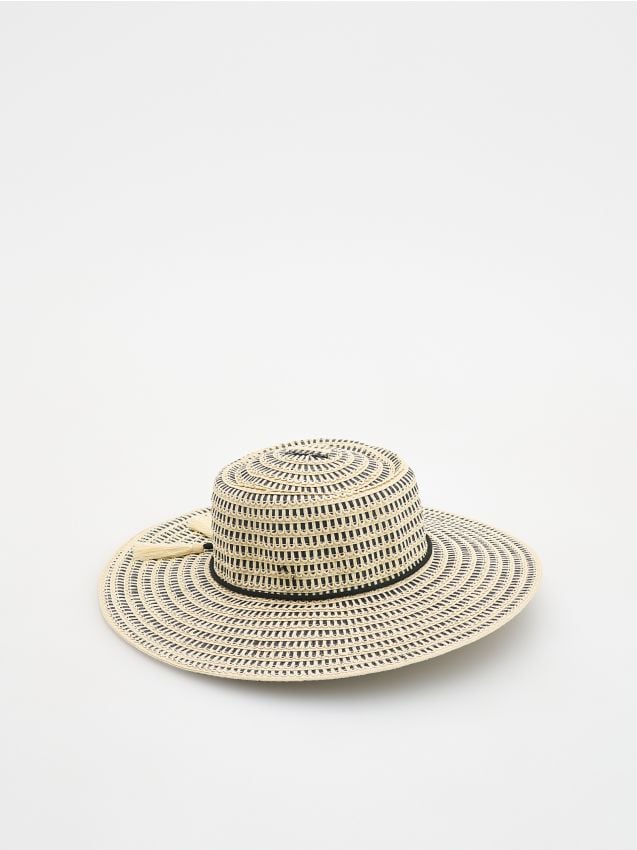 Chapeau de paille avec pompons - RESERVED
