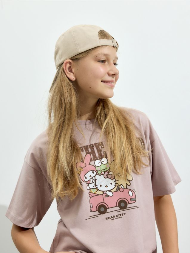 Cap with embroidery - RESERVED