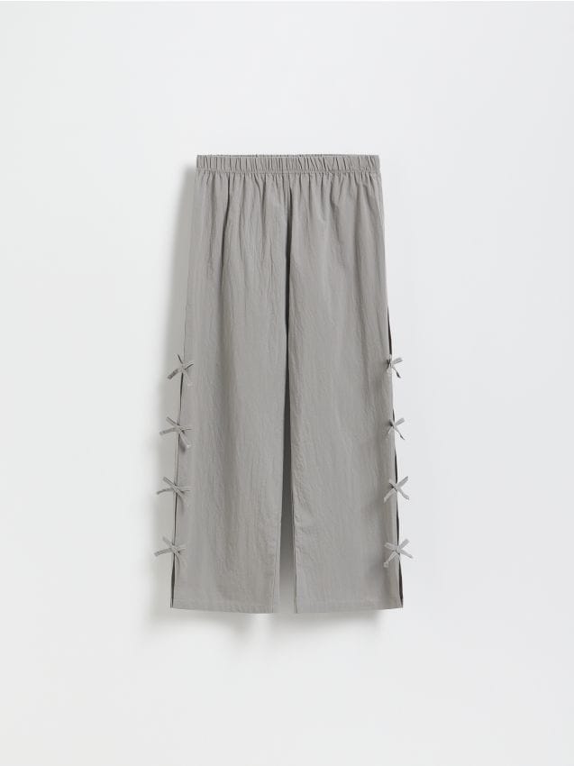 Tied leg trousers - RESERVED